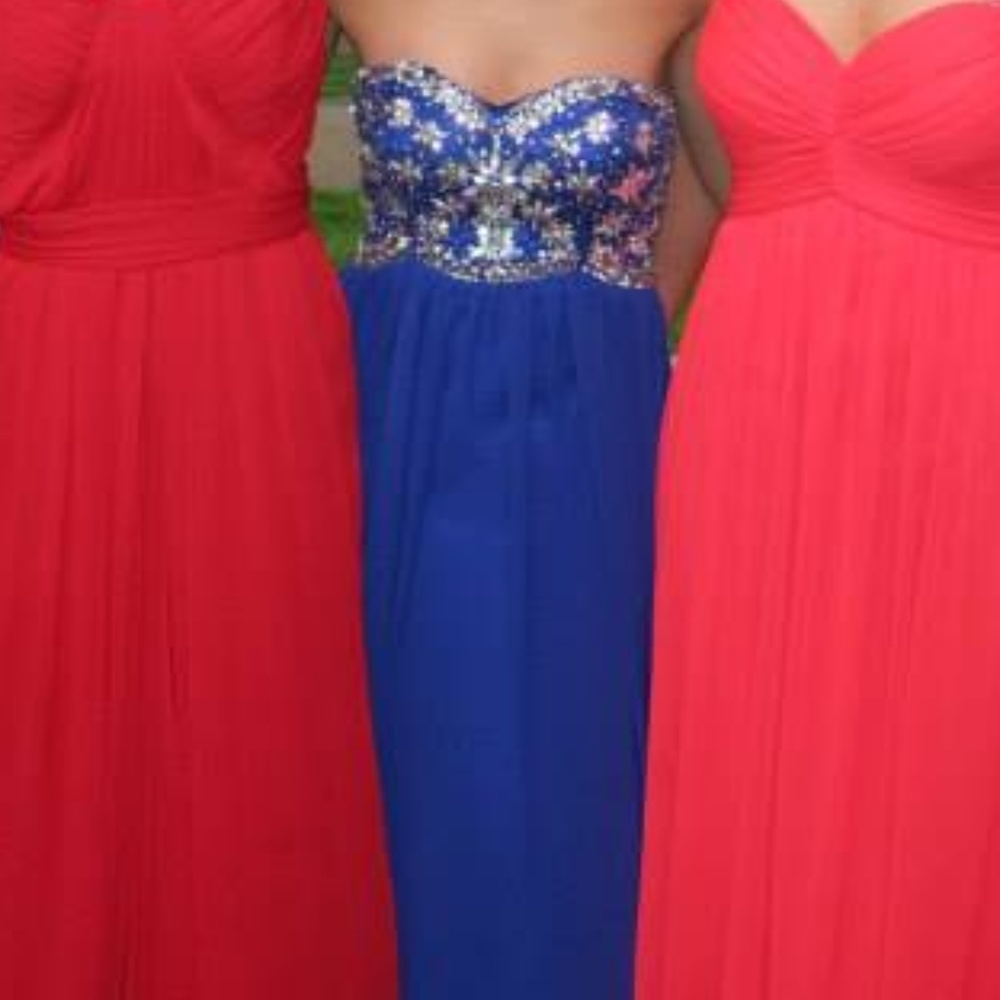 Prom Dress - Picture 2 of 3